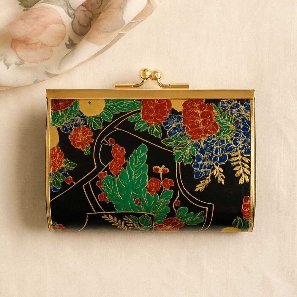 Vintage Japanese Floral Change Purse Black Gold Kyoto Style Coin Clutch